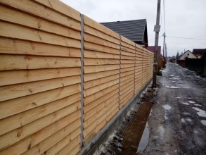 Деревянный забор елочка 150 метров фото в Новоивановском